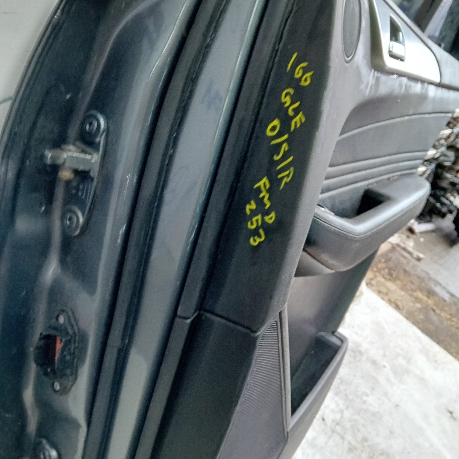 MERCEDES GLE W166 DRIVER REAR DOOR OSR GREY 2015-19 COMPLETE FMD253