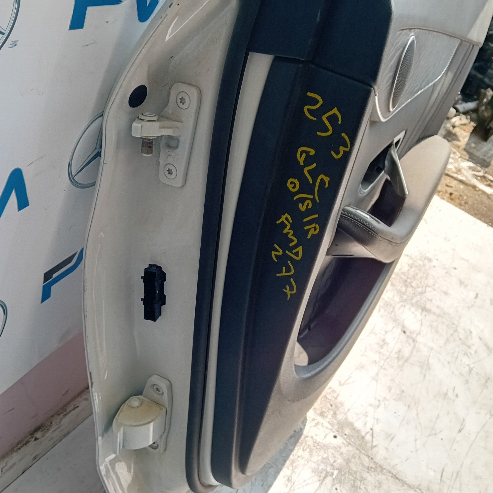 MERCEDES GLC X253 DRIVER REAR DOOR OSR 2016 ON WHITE COMPLETE FMD277