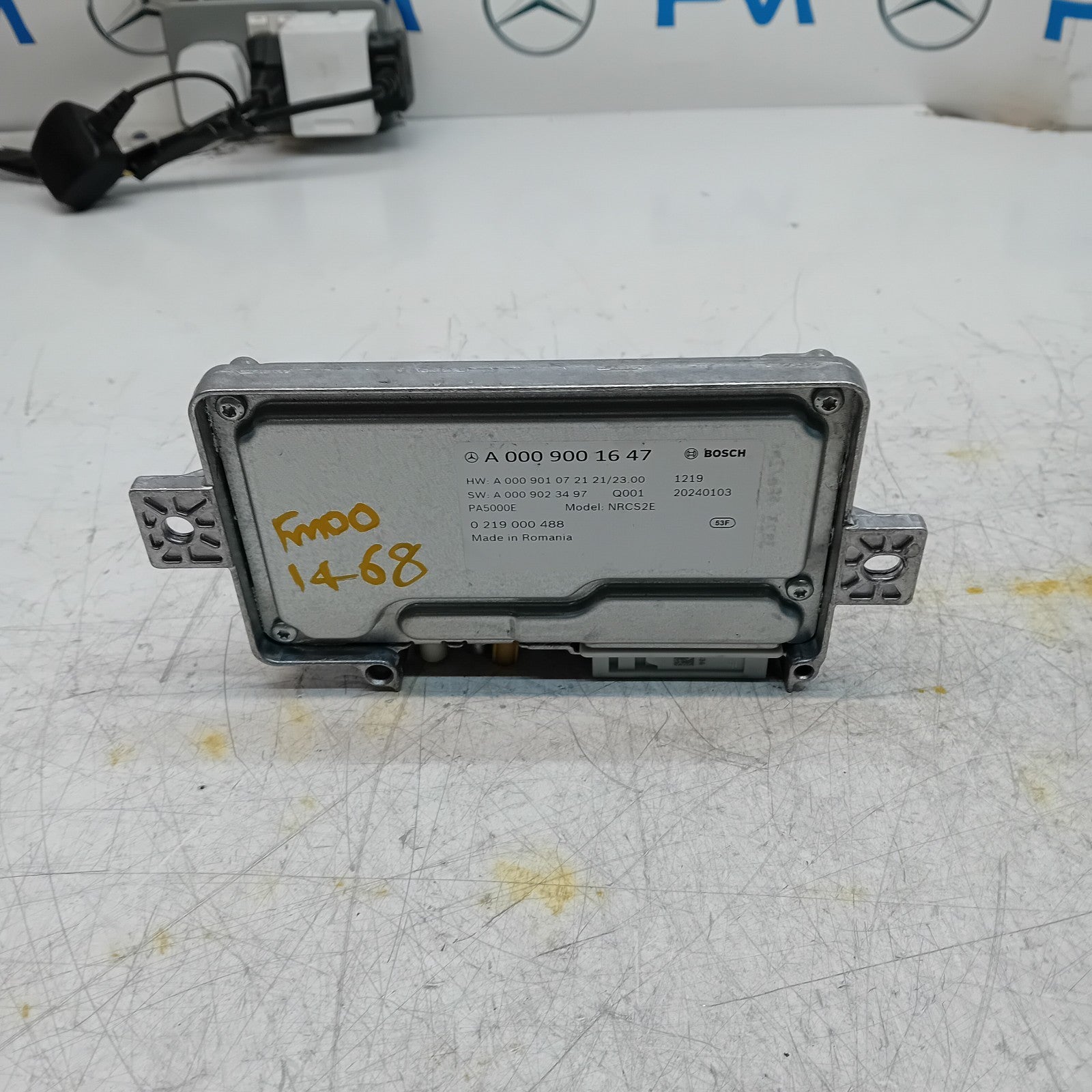 MERCEDES BENZ  C-CLASS W206 PARKING SENSOR CONTROL  A0009001647 FM001468