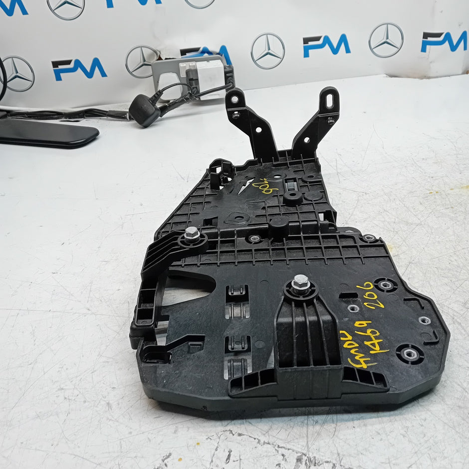 MERCEDES C-CLASS W206 PARKING SENSOR CONTROL UNIT HOLDER A2065451000 FM001469