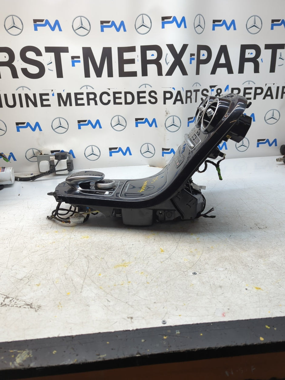  MERCEDES E-CLASS W205 CENTRE CONSOLE + 3 AIR VENT A2054402032 FM001404