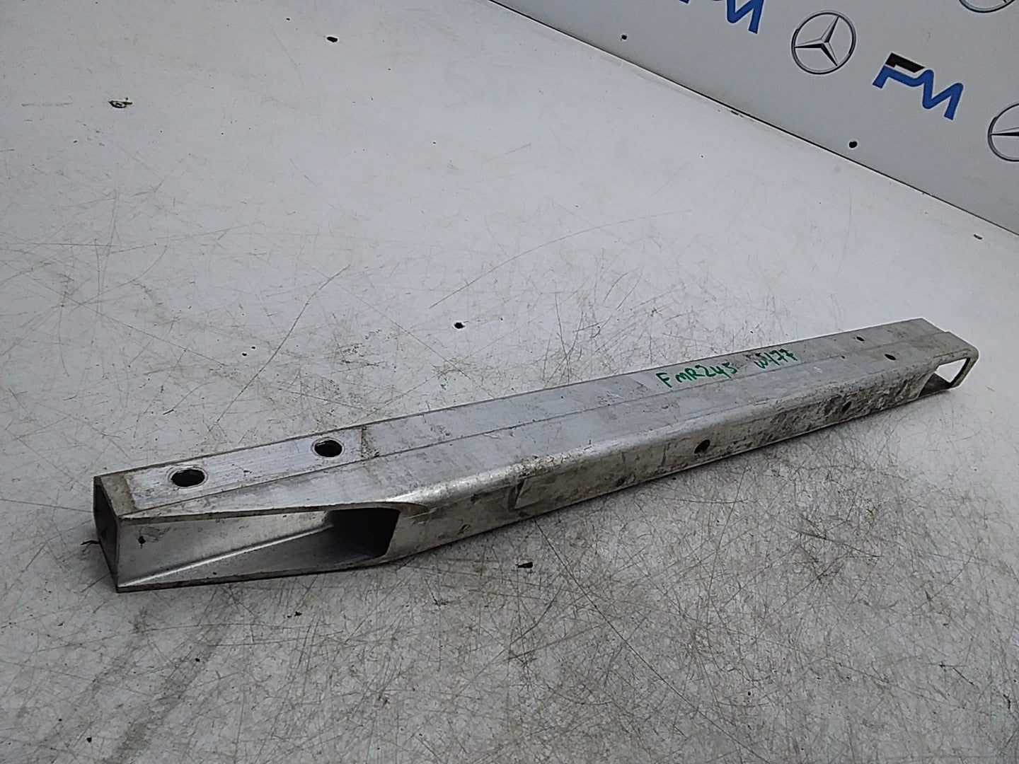 MERCEDES A-CLS W177 FRONT LEFT &RIGHT LOWER SUPPORT BAR A1776225100 FMR245