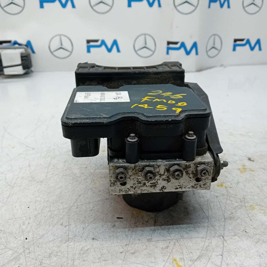 MERCEDES BENZ B-CLASS W246 ABS PUMP CONTROL MODULE UNIT A0084317512 FM001459