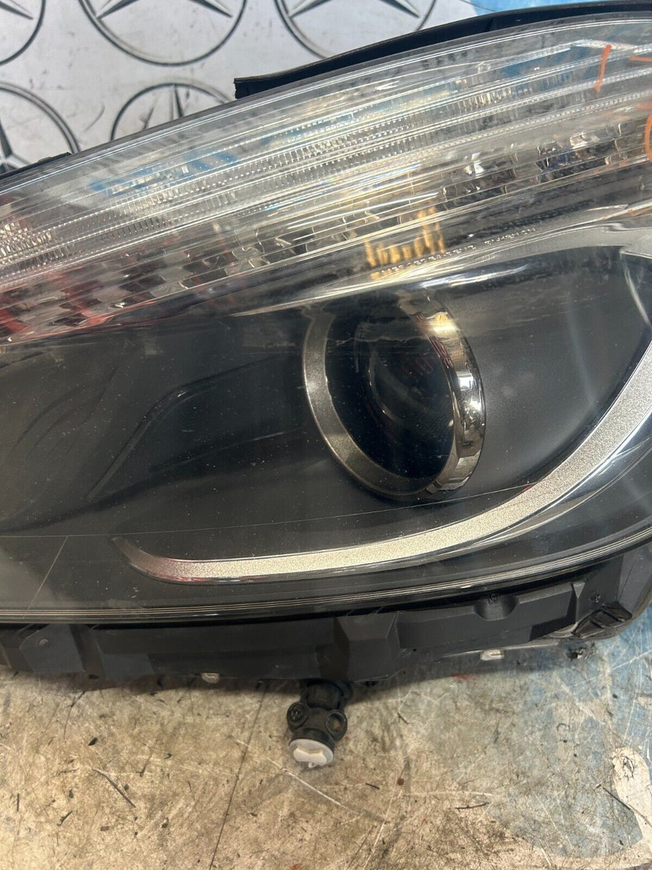 MERCEDES BENZ A CLASS W176 2013-2018  HEADLIGHT LEFT SIDE A1768202961 FMH41
