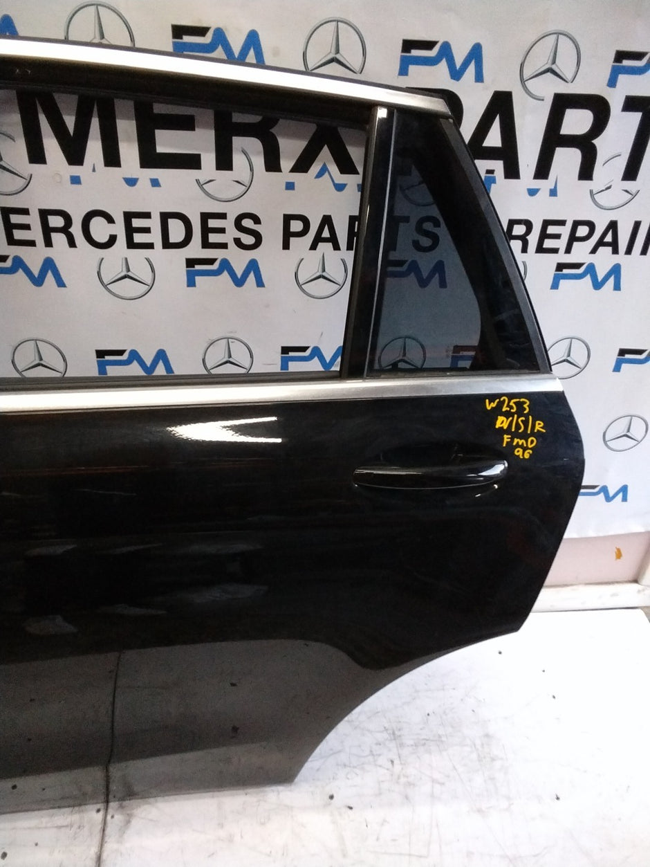 MERCEDES BENZ  GLC W253 PASSENGER SIDE REAR DOOR N/S/R COMPLETE BLACK FMD96