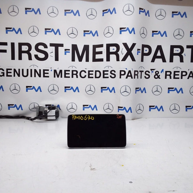MERCEDES C-CLASS W205 2017 SAT NAV MULTIMEDIA SCREEN A2059002211 FM00670