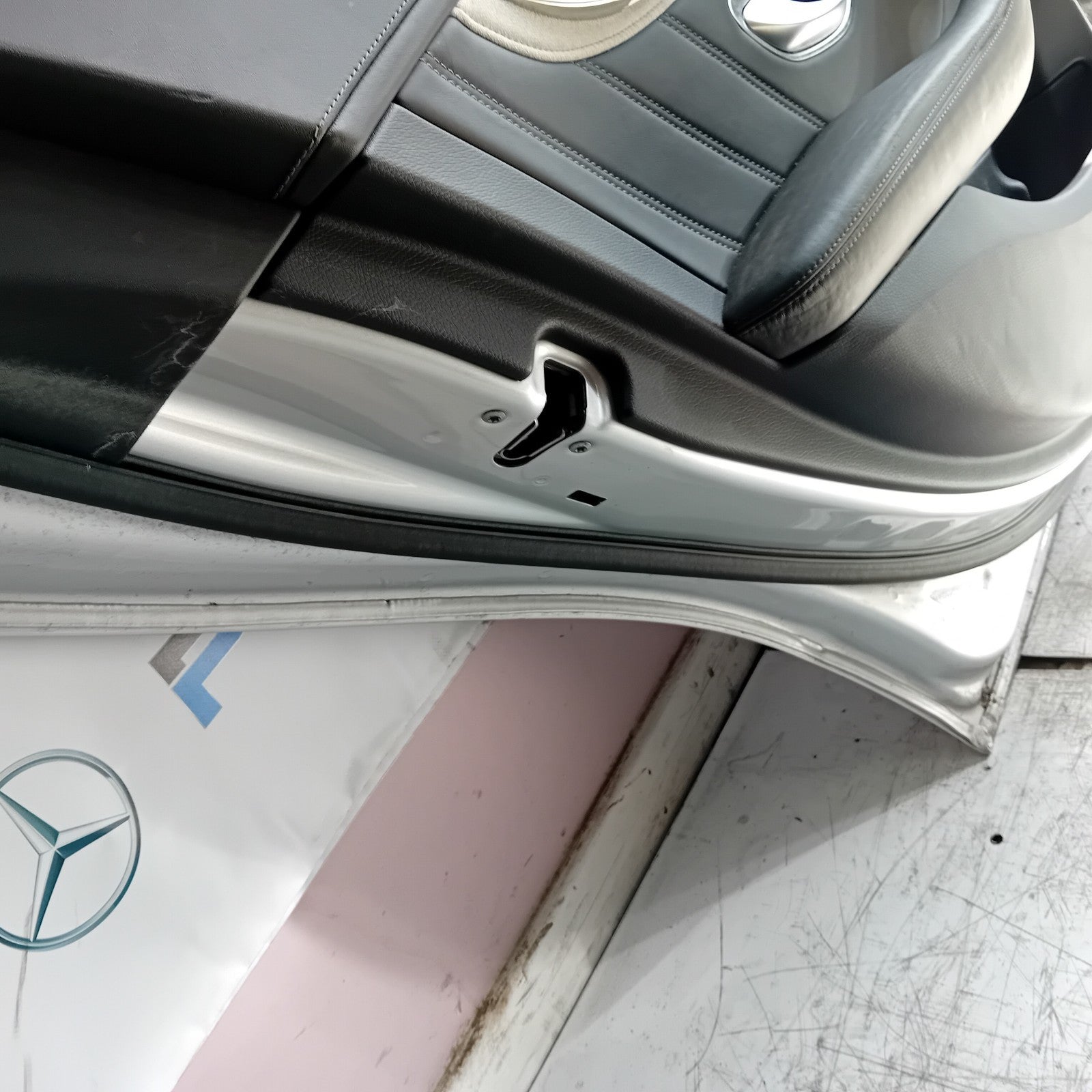 MERCEDES C-CLASS W205 SLN PASSENGER REAR DOOR NSR SILVER 2014 ON COMPLETE FMD220