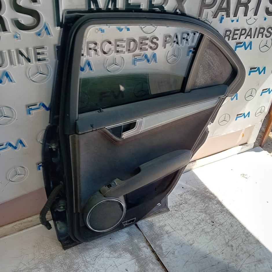MERCEDES C-CLASS W204 SLN DRIVER REAR DOOR OSR BLUE 2008-14 COMPLETE FMD458