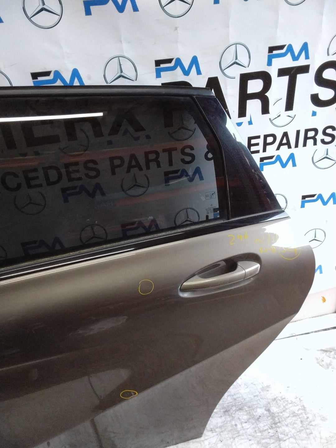 MERCEDES B-CLASS W246 DRIVER REAR DOOR OSR BROWN 2012-19 COMPLETE FMD324