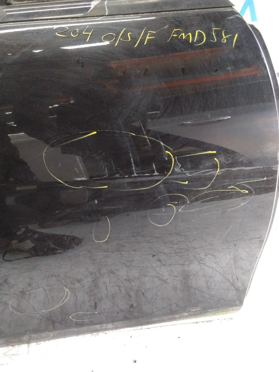 MERCEDES BENZ  C-CLASS W204 DRIVER FRONT DOOR OSF BLACK 2008-14  FMD581
