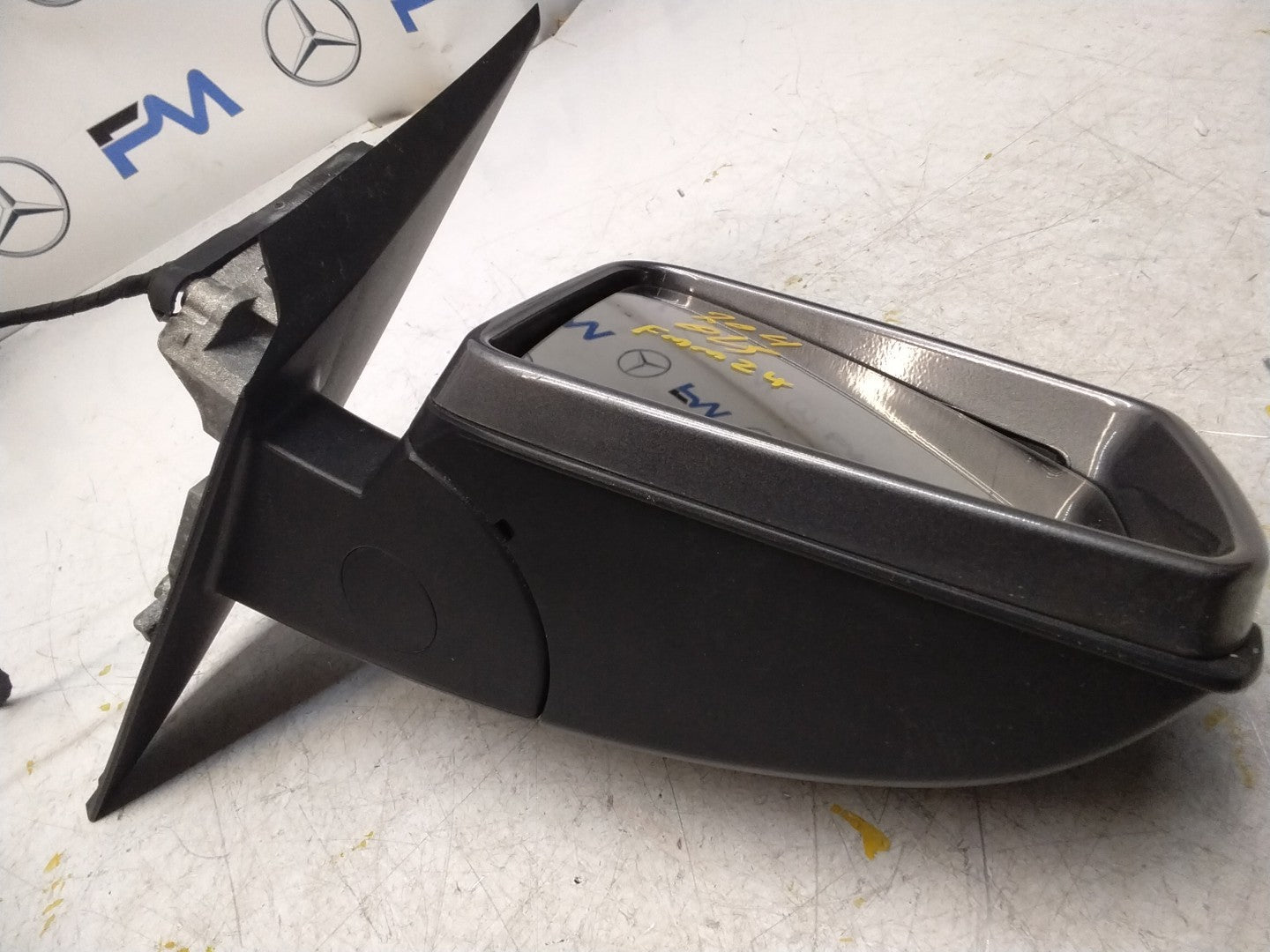 MERCEDES C-CLASS  W204 DRIVER SIDE WING MIRROR A1708100216 GREY FMM24