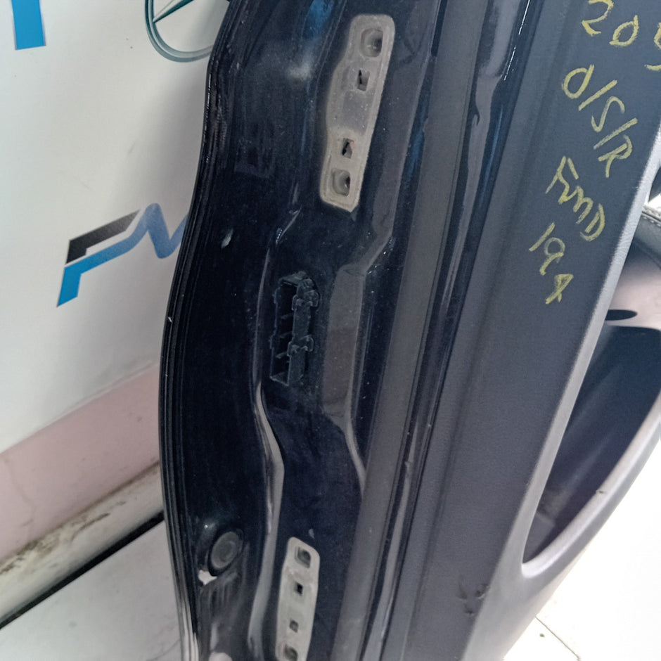 MERCEDES C-CLASS W205 SALOON DRIVER REAR DOOR OSR BLACK 2014 ON COMPLETE FMD194