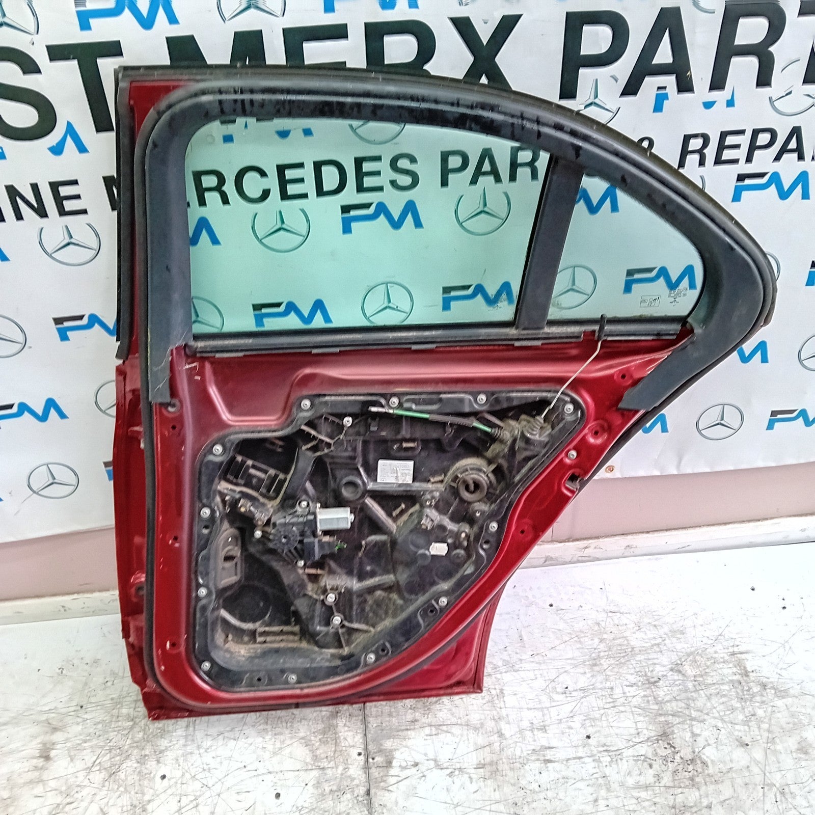 MERCEDES BENZ C-CLASS W205 SALOON DRIVER REAR DOOR OSR RED 2014 ON  FMD239