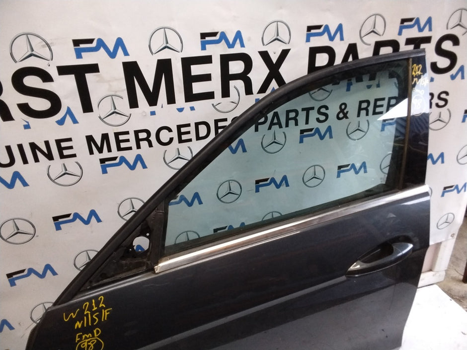 MERCEDES BENZ  E-CLASS W212 PASSENGER SIDE FRONT DOOR N/S/F COMPLETE GREY FMD98