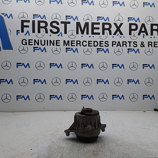 MERCEDES BENZ  E-CLASS W213  ENGINE MOUNT RIGHT OS A2132400600 FMR332