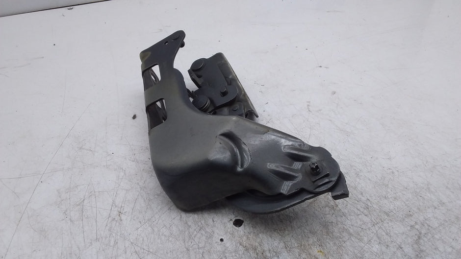 MERCEDES BENZ GLC W253 PASSENGER SIDE BONNET HINGE A2538800128 FMR424