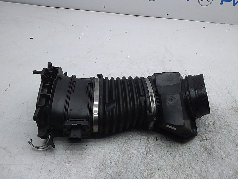 MERCEDES BENZ  E-CLASS W213  AIR INTAKE DUCT A6540980083 FMR217