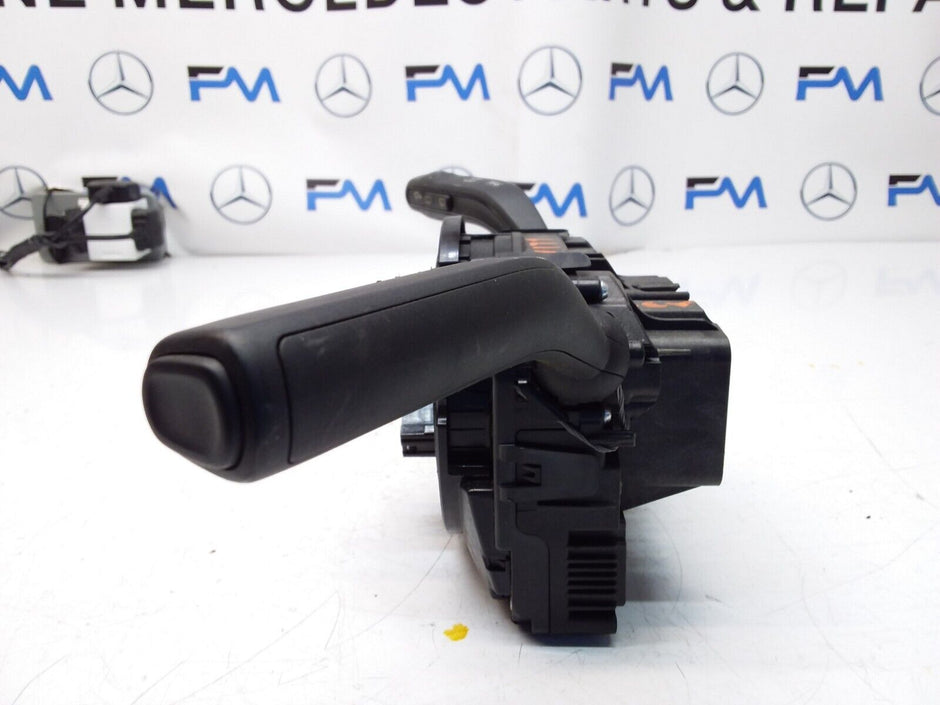 Mercedes  A-CLASS W177 INDICATOR/WIPER GEAR SELECT + SQUIB 10139371 2018 FM00534