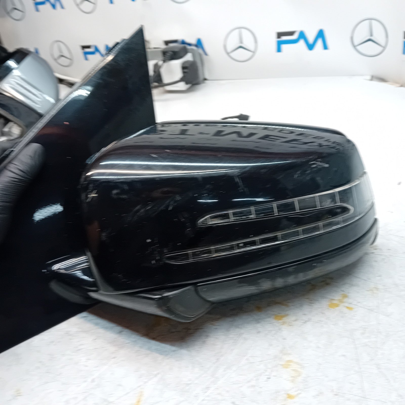 MERCEDES BENZ  B-CLASS  W246 PASSENGER SIDE WING MIRROR BLACK FMM41