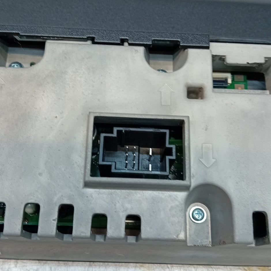 MERCEDES BENZ  B-CLASS W247 DISPLAY SCREEN A2479017803 2019 ON FM001581