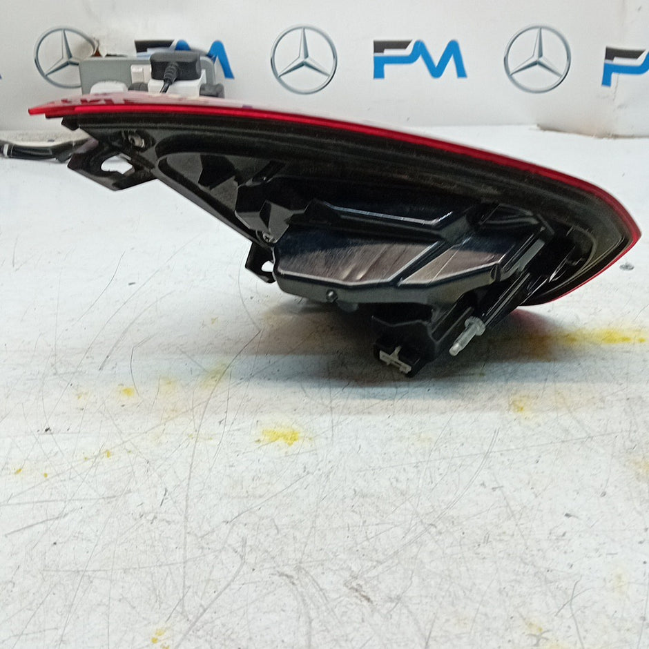 MERCEDES GLA X156 DRIVER RIGHT OS REAR INNER TAIL LIGHT A1569069000 2019 FMT280
