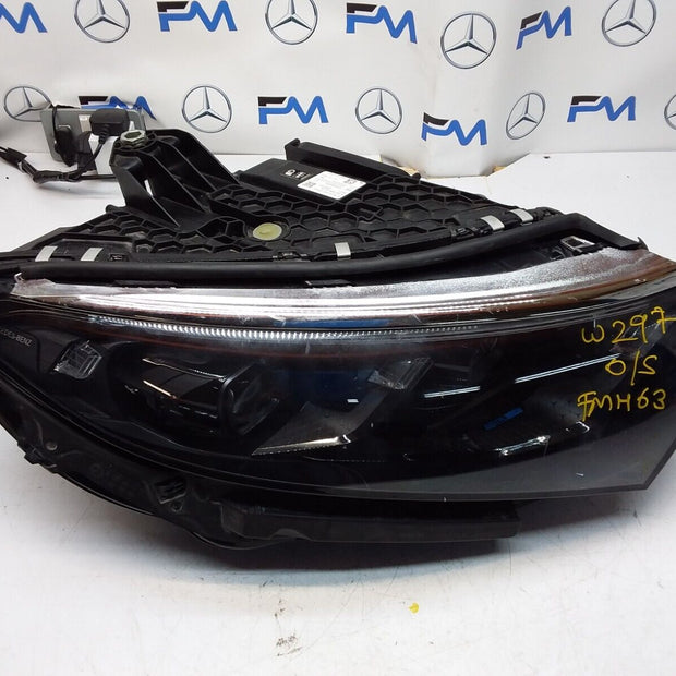 Mercedes EQS W297 Right Side LED Headlight 2022 A2979062203 FMH63 Digital