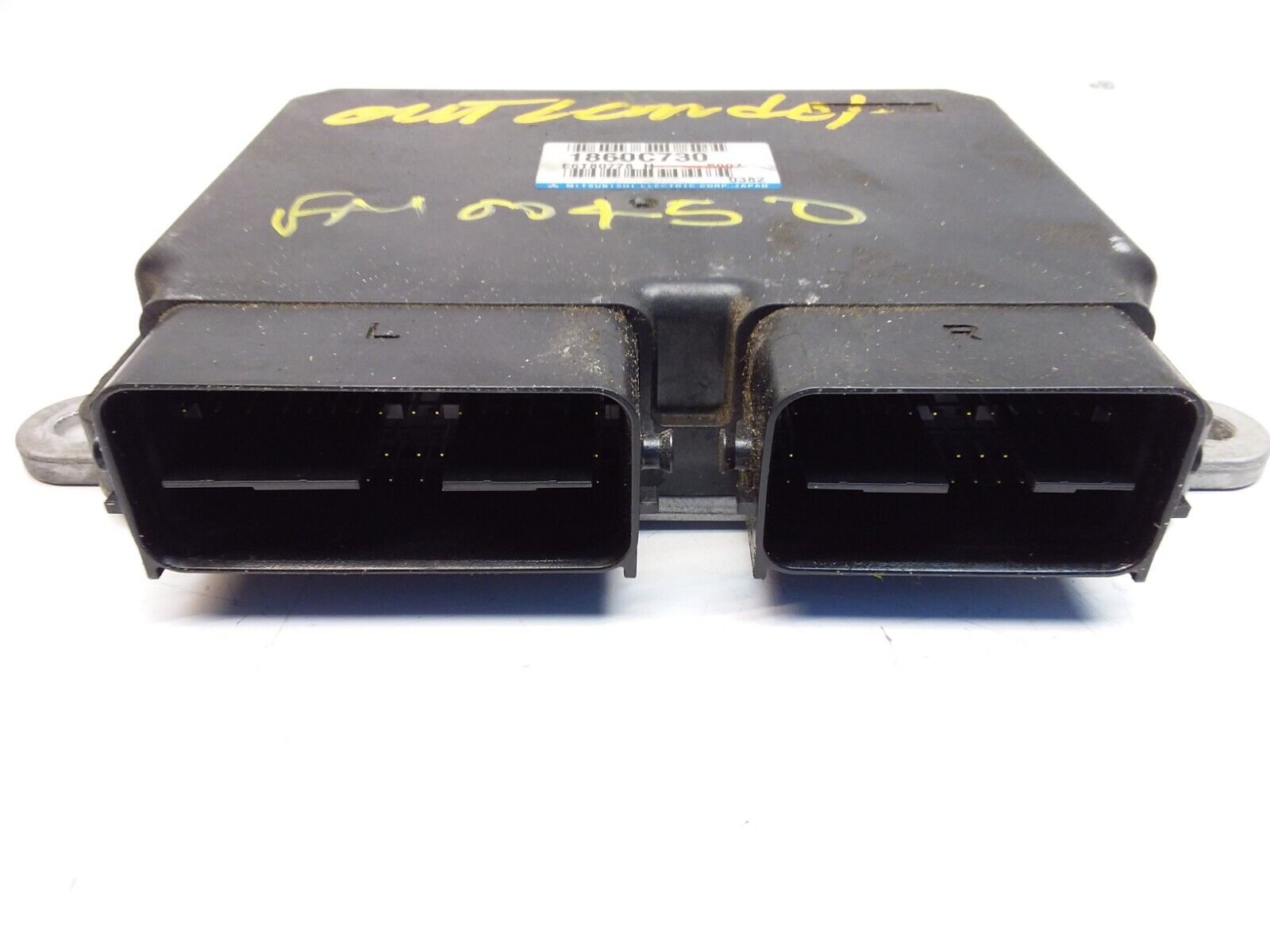 MITSUBISHI  OUTLANDER MK3 ENGINE ECU CONTROL MODULE 1860730 FM00450