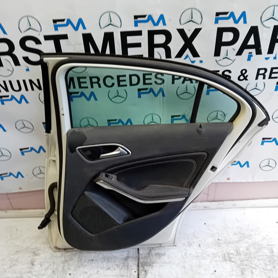 MERCEDES BENZ B-CLASS W246 DRIVER REAR DOOR OSR WHITE 2012-19  COMPLETE FMD203