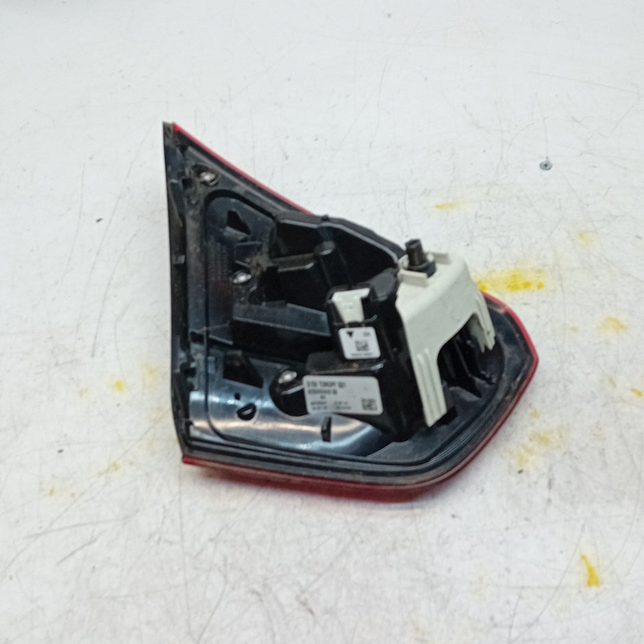 MERCEDES GLA X156 DRIVER RIGHT OS REAR INNER TAIL LIGHT A1569069000 2019 FMT278