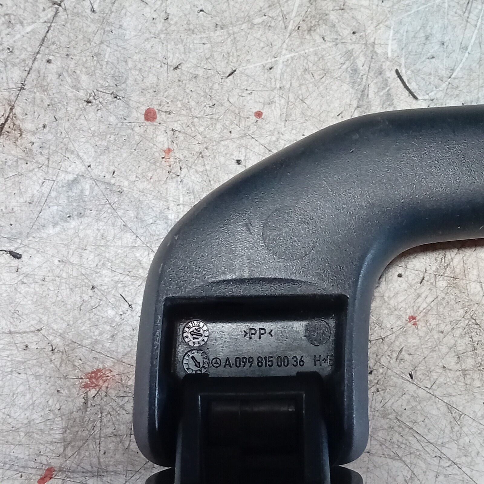 MERCEDES BENZ A CLASS W176 2012-2016 FRONT DRIVER SIDE GRAB HANDLE A0998150036