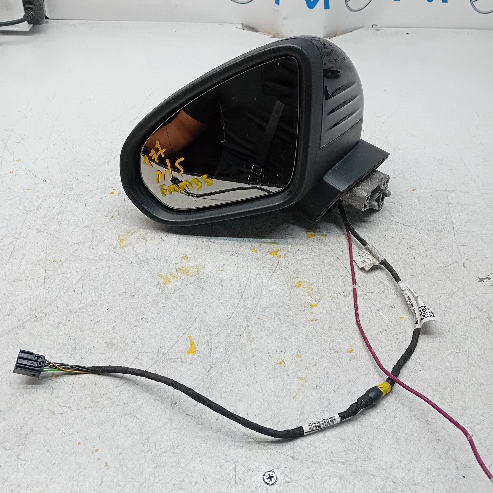 MERCEDES A-CLASS  W177 PASSENGER SIDE WING MIRROR A1778104304 BLACK FMM35