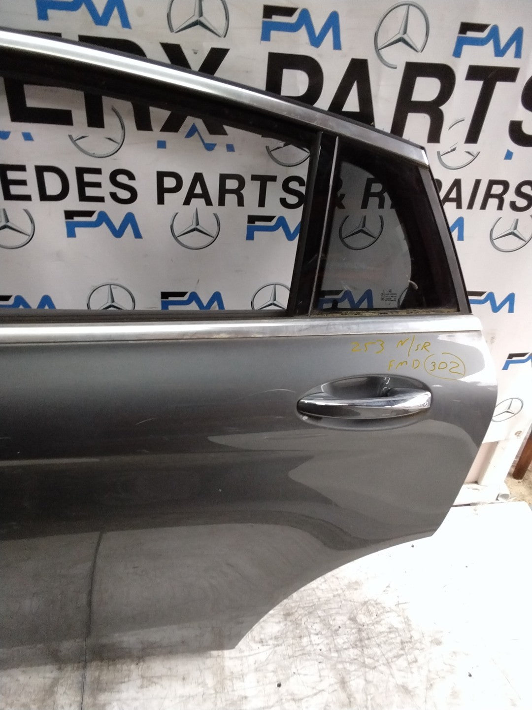 MERCEDES GLC C253  PASSENGER REAR DOOR NSR GREY 2016-22  COMPLETE FMD302