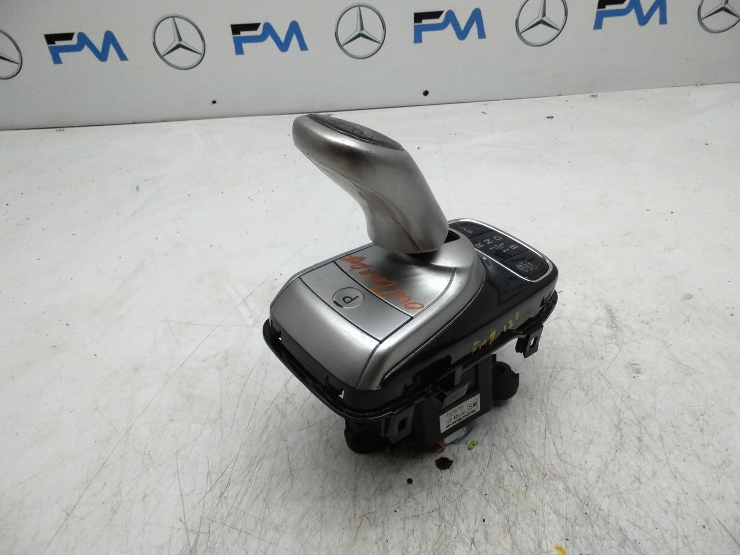 MITSUBISHI OUTLANDER GEAR STICK 2400A355 FMR121