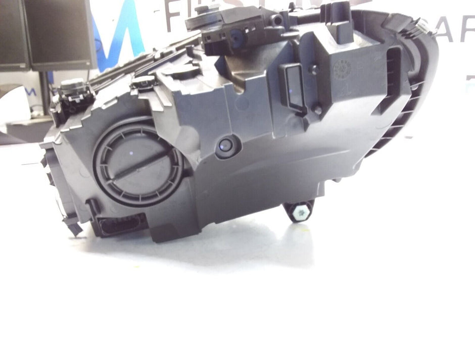 2018 MERCEDES C-CLASS W206 O/S Driver Side Front Headlight A2069066101 FMH38