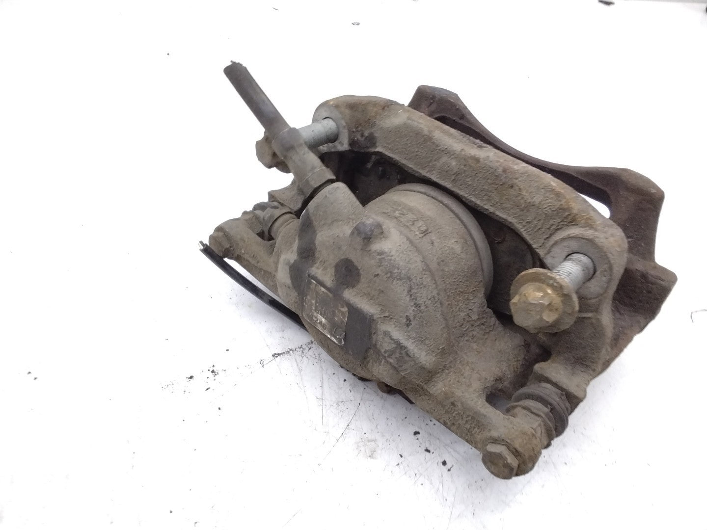 MERCEDES  B-CLASS W246 BRAKE CALIPER FRONT LEFT PASSENGER SIDE 295X28 FMR137