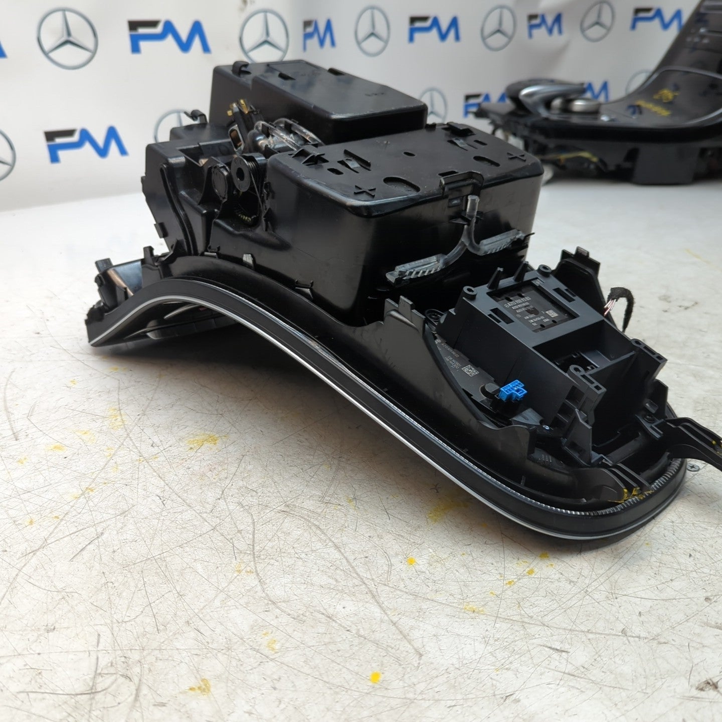  MERCEDES E-CLASS W213 CLIMATE & CENTRE CONSOLE A2139059003 COMPLETE FM001403