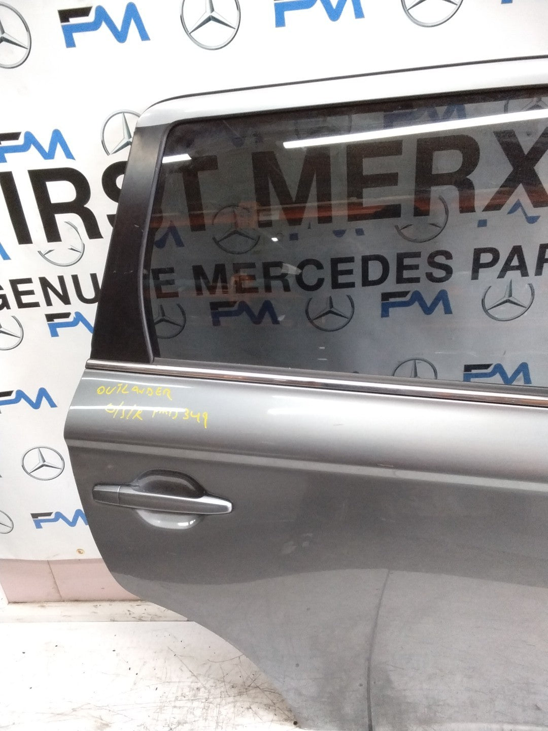 MITSUBISHI OUTLANDER MK3 DRIVER REAR DOOR OSR GREY 2013 COMPLETE FMD349