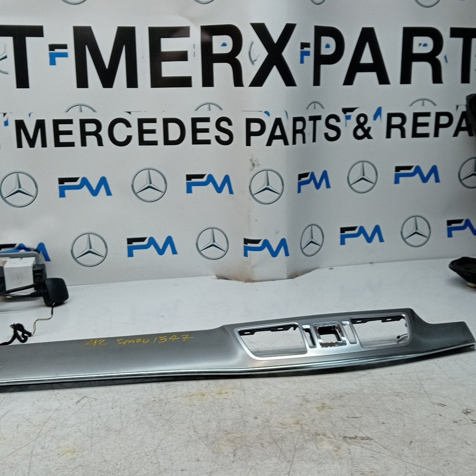 MERCEDES BENZ  E-CLASS W212 DASHBOARD  TRIM PANEL 2016 A212680XX93 FM001547