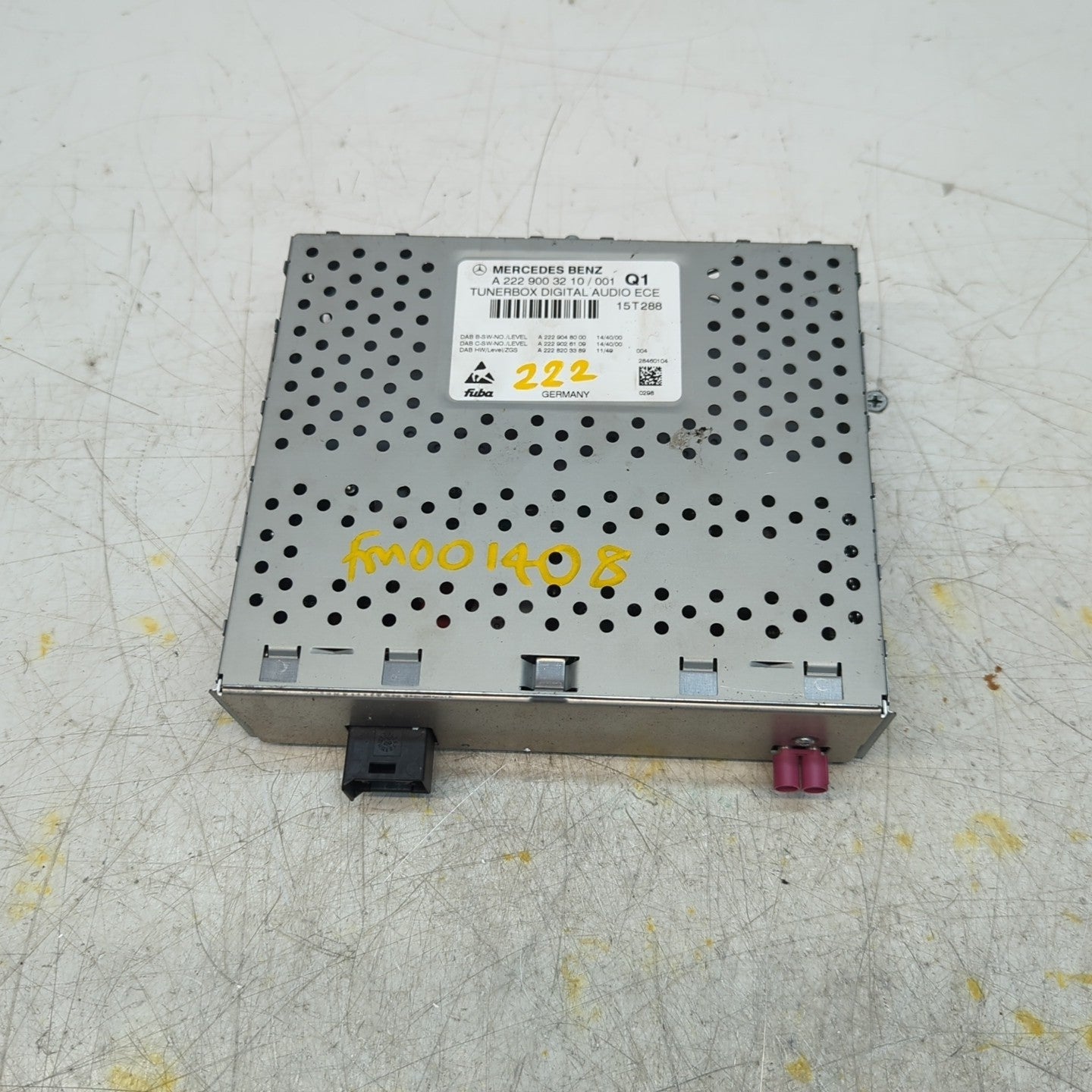 MERCEDES BENZ S-CLASS W222  2014-2021  RADIO TUNER BOX  A2229003210 FM001408