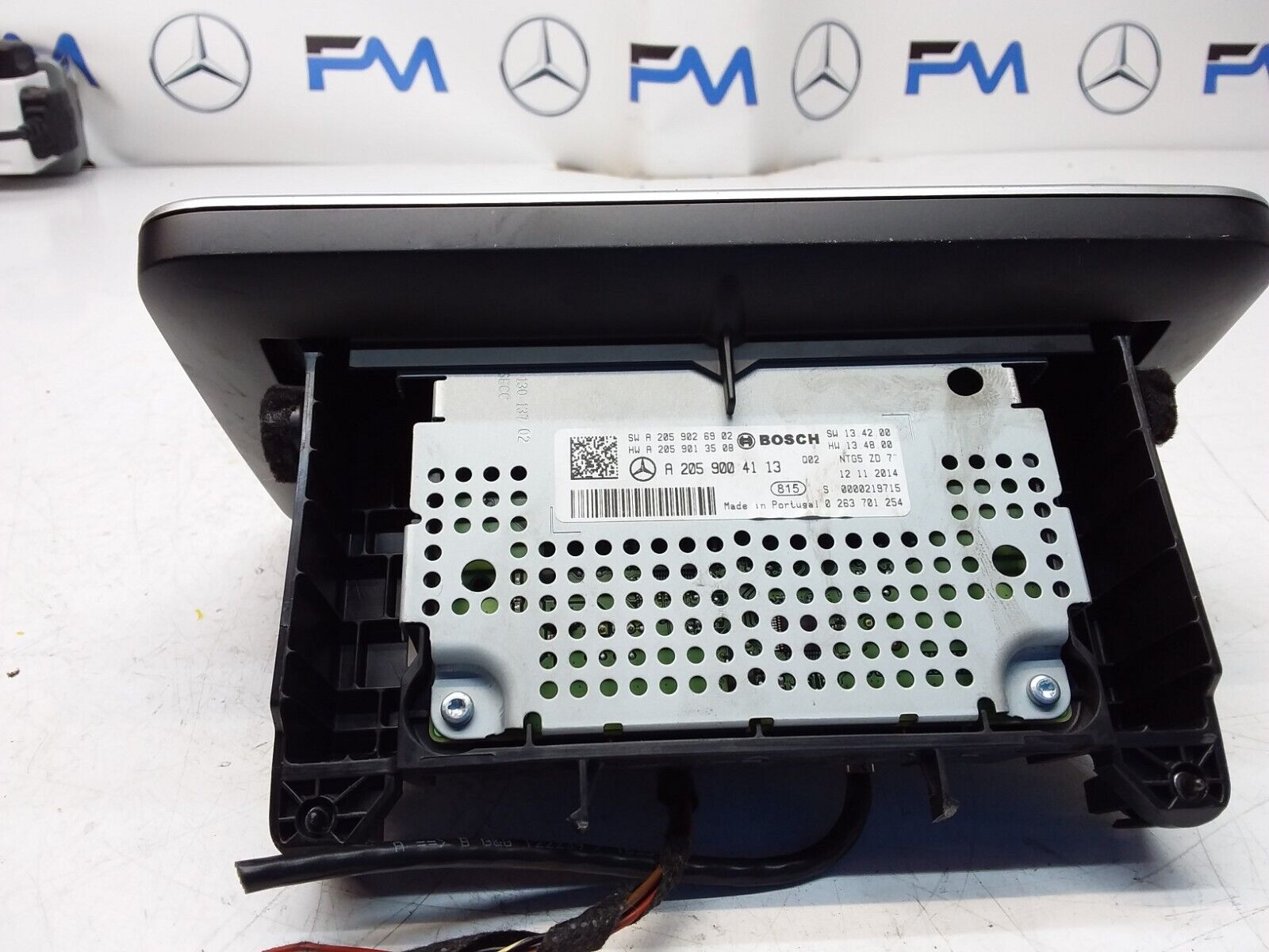 MERCEDES C-CLASS W205 2014 SAT NAV MULTIMEDIA SCREEN A2059004113 FM00692