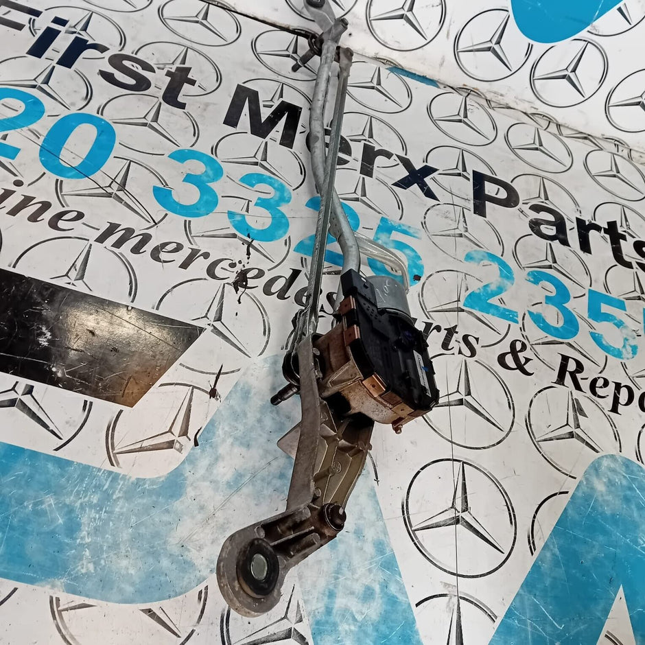MERCEDES E CLASS COUPE W238 2014-2018 FRONT WIPER MOTOR AND LINKAGE A2388207200