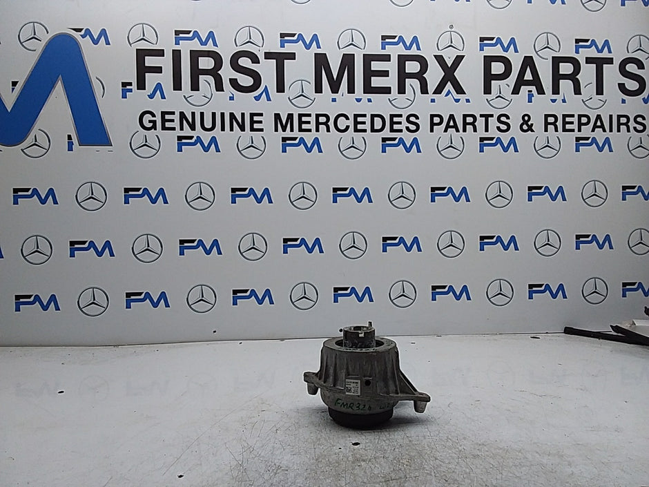 MERCEDES BENZ  E-CLASS W213  ENGINE MOUNT LEFT NS A2132400500 FMR324