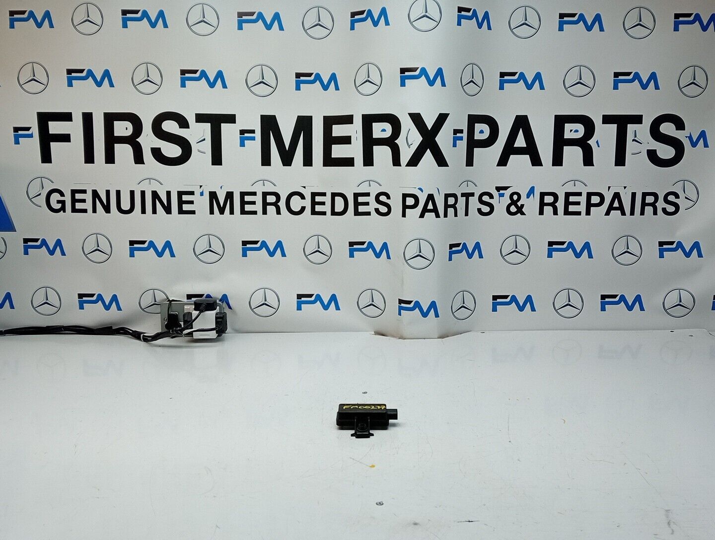 MERCEDES E-CLASS W213 W238 / TYRE PRESSURE CONTROL MODULE A0009002013 FM00277