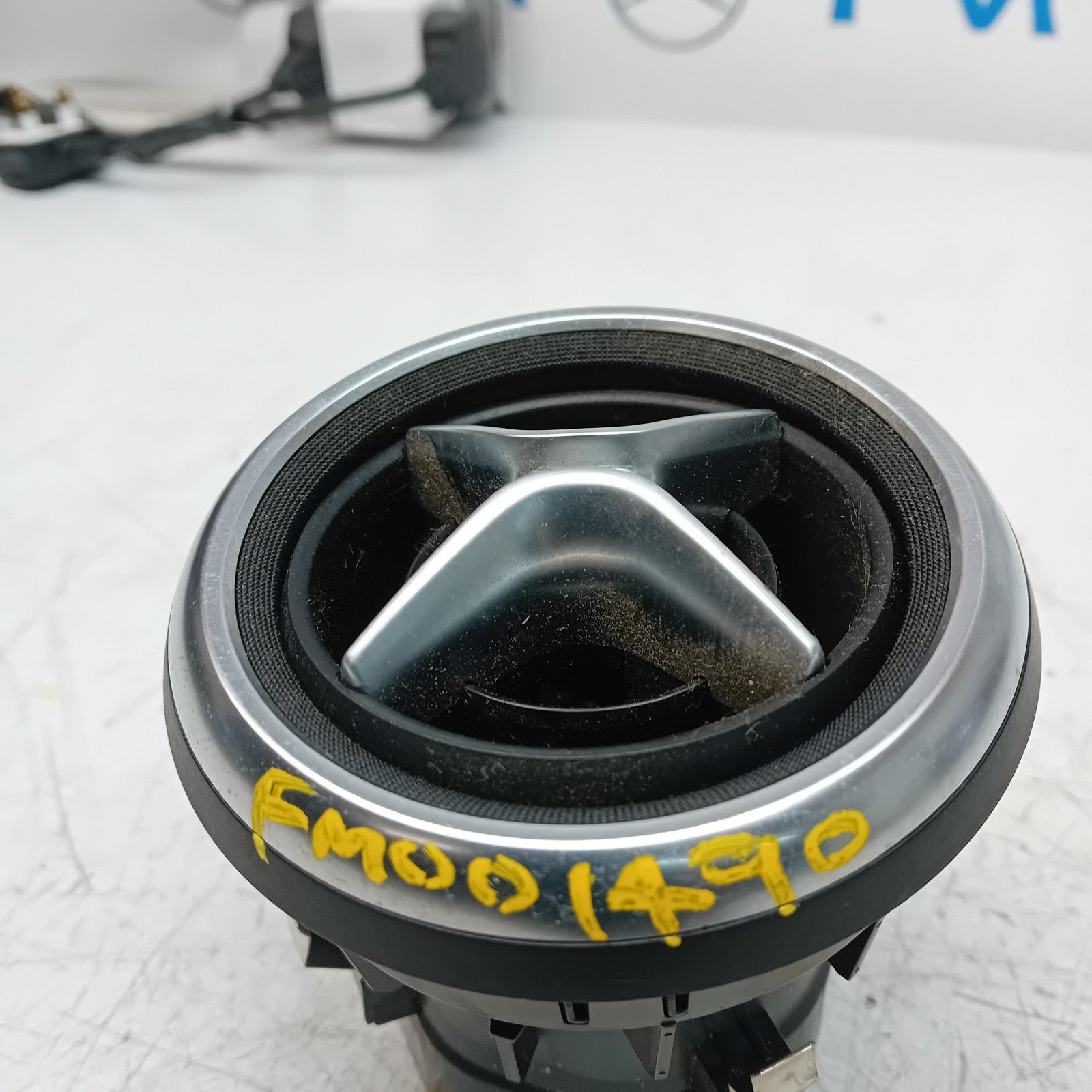 MERCEDES BENZ A-CLASS W176 DASHBOARD AIR VENT 2015 A1768300354 FM001490