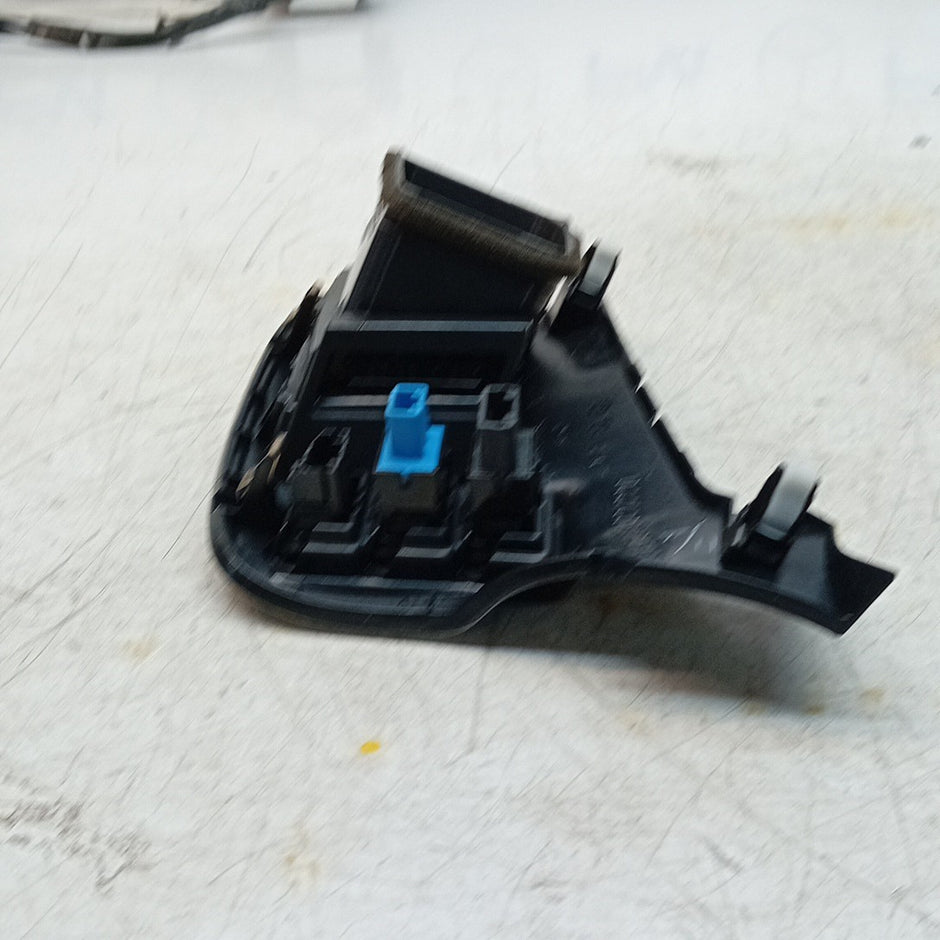 MITSUBISHI OUTLANDER MK3 DASHBOARD AIR VENT + SWITCH 8030A202 FM001613