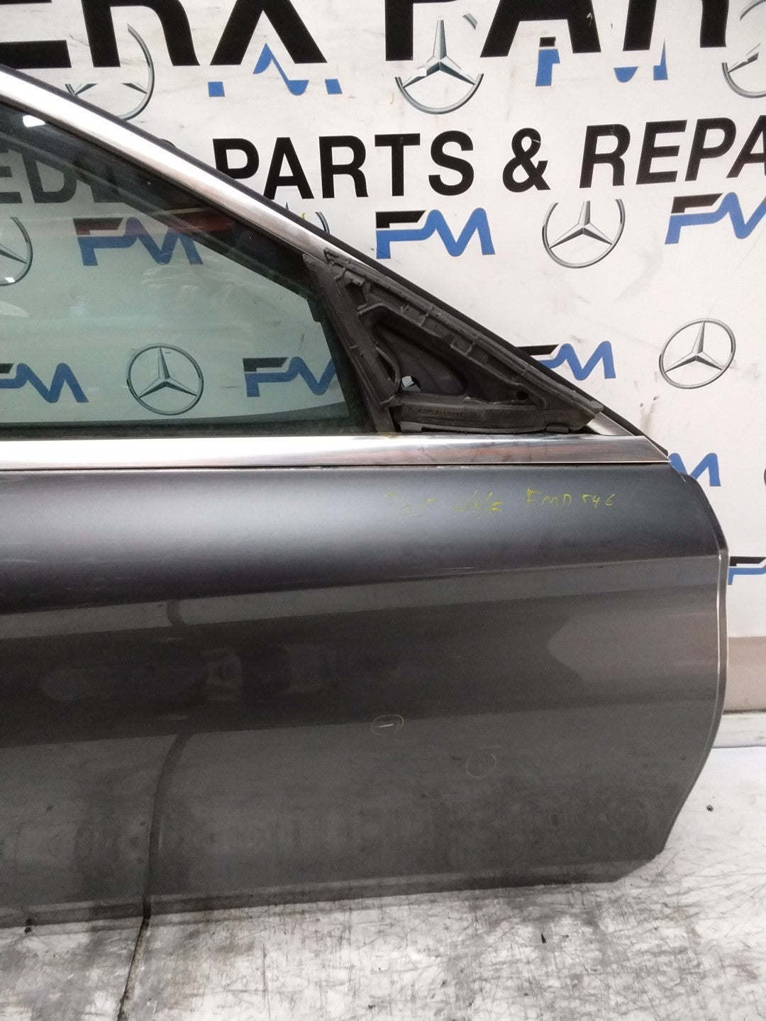 MERCEDES C-CLASS W205 SLN DRIVER FRONT DOOR OSF GREY COMPLETE 2014-21 FMD546