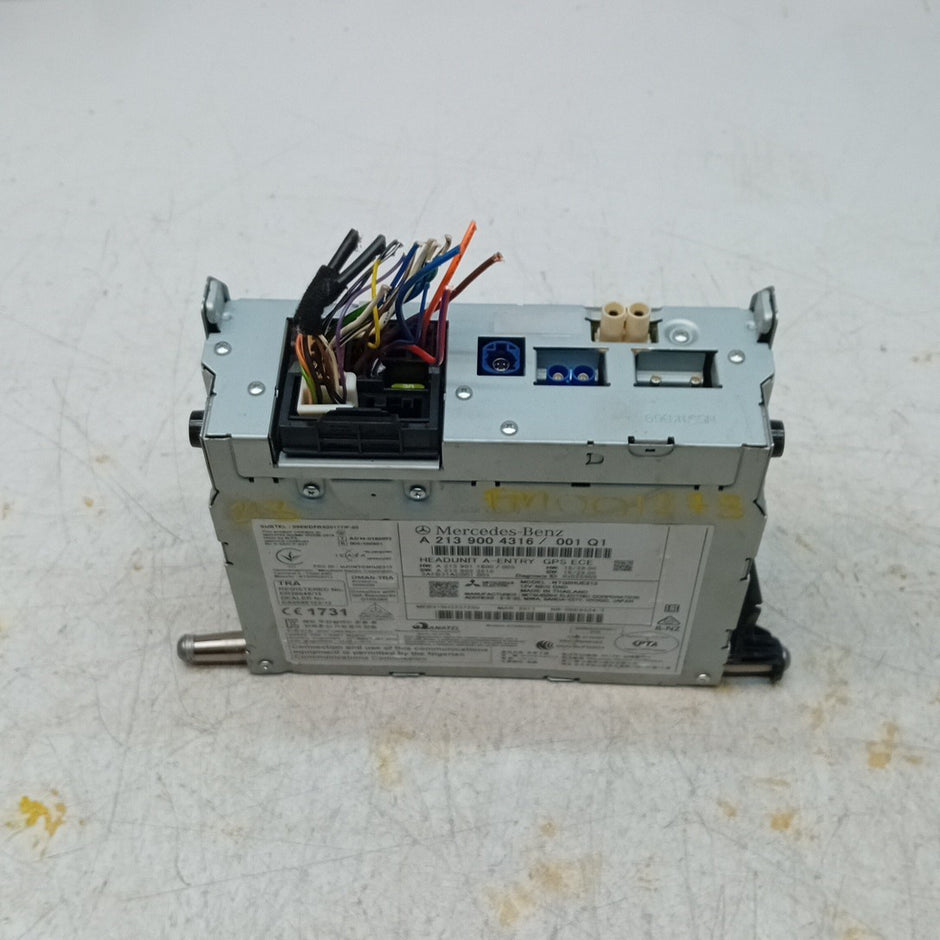 MERCEDES BENZ E CLASS  W213 SAT NAV SYSTEM HEADUNIT A2139004316 FM001278