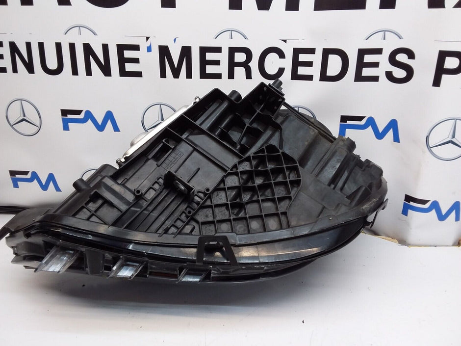 MERCEDES W118 CLA DRIVER O/S HEADLIGHT A1189068600 FMH83 LED HIGH PERFORM