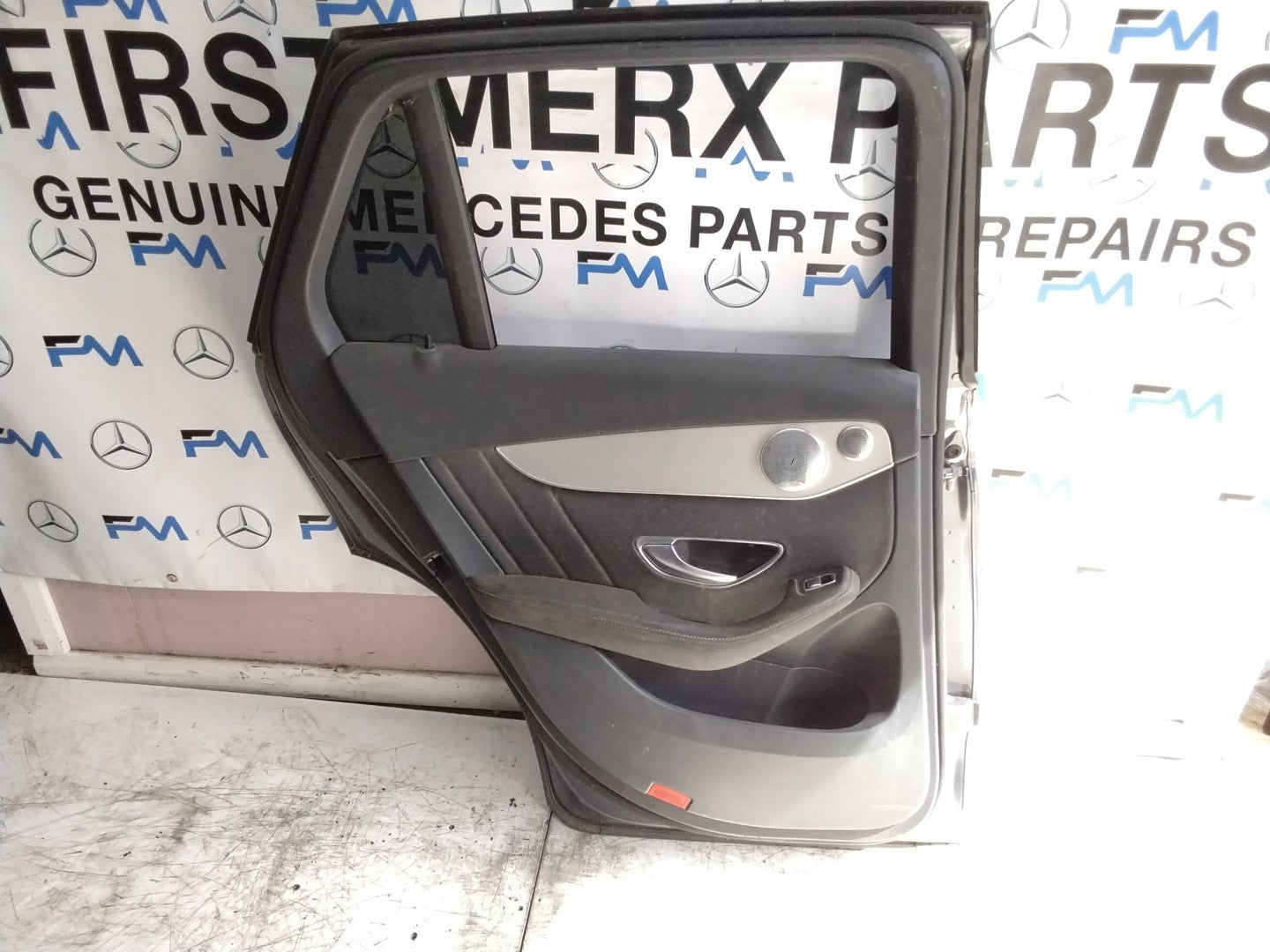 MERCEDES GLC W253 PASSENGER REAR DOOR NSR GREY 2016 ON COMPLETE FMD309