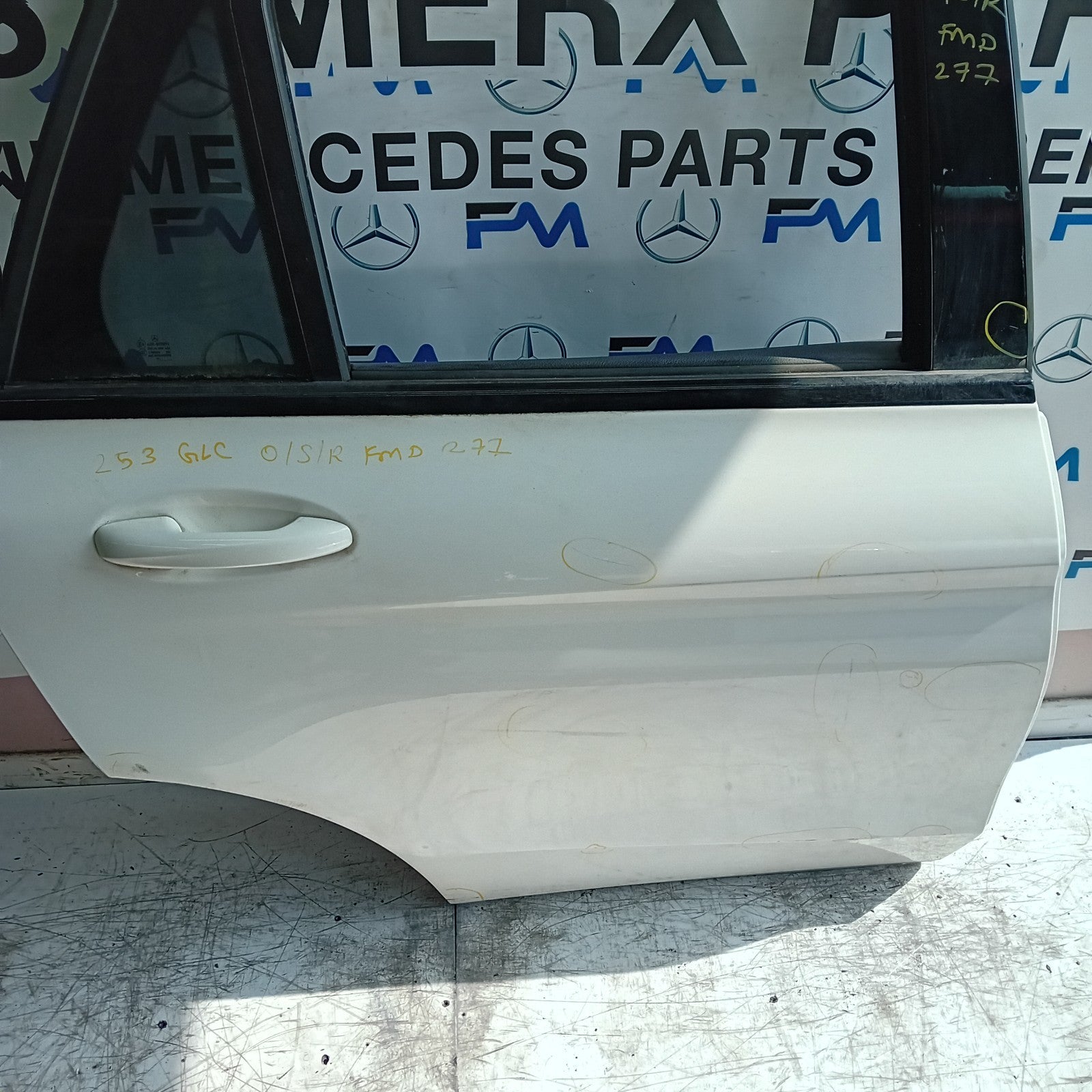 MERCEDES GLC X253 DRIVER REAR DOOR OSR 2016 ON WHITE COMPLETE FMD277